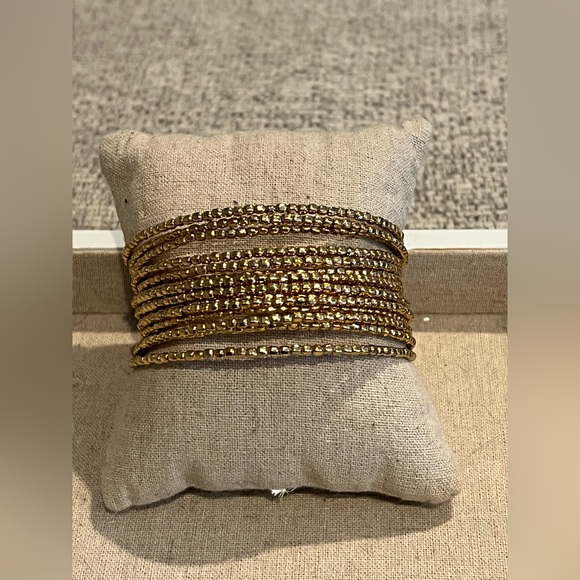 Stella & Dot Bardot Spiral Bangle Gold - Picture 4 of 5